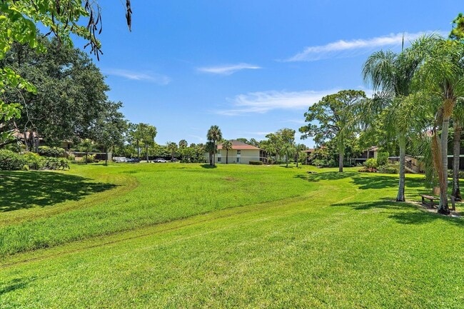 Building Photo - 6531 Chasewood Dr