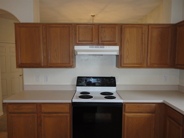 Building Photo - 3415 Bellingham Dr