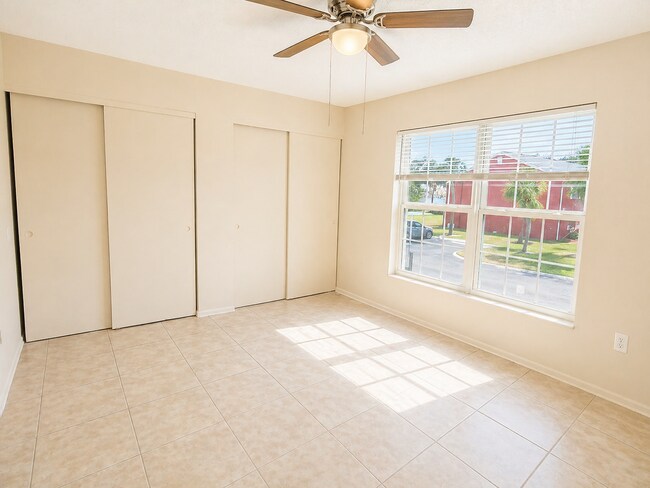 Building Photo - FOR RENT – CHARMING 1-BEDROOM CONDO IN SAINT PETERSBURG, FL