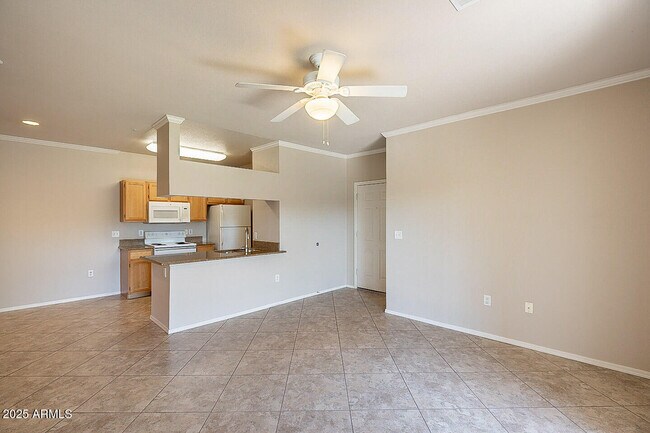Building Photo - 5401 E Van Buren St