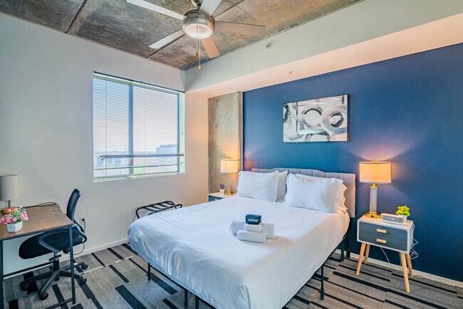 Building Photo - 915 N 4th St