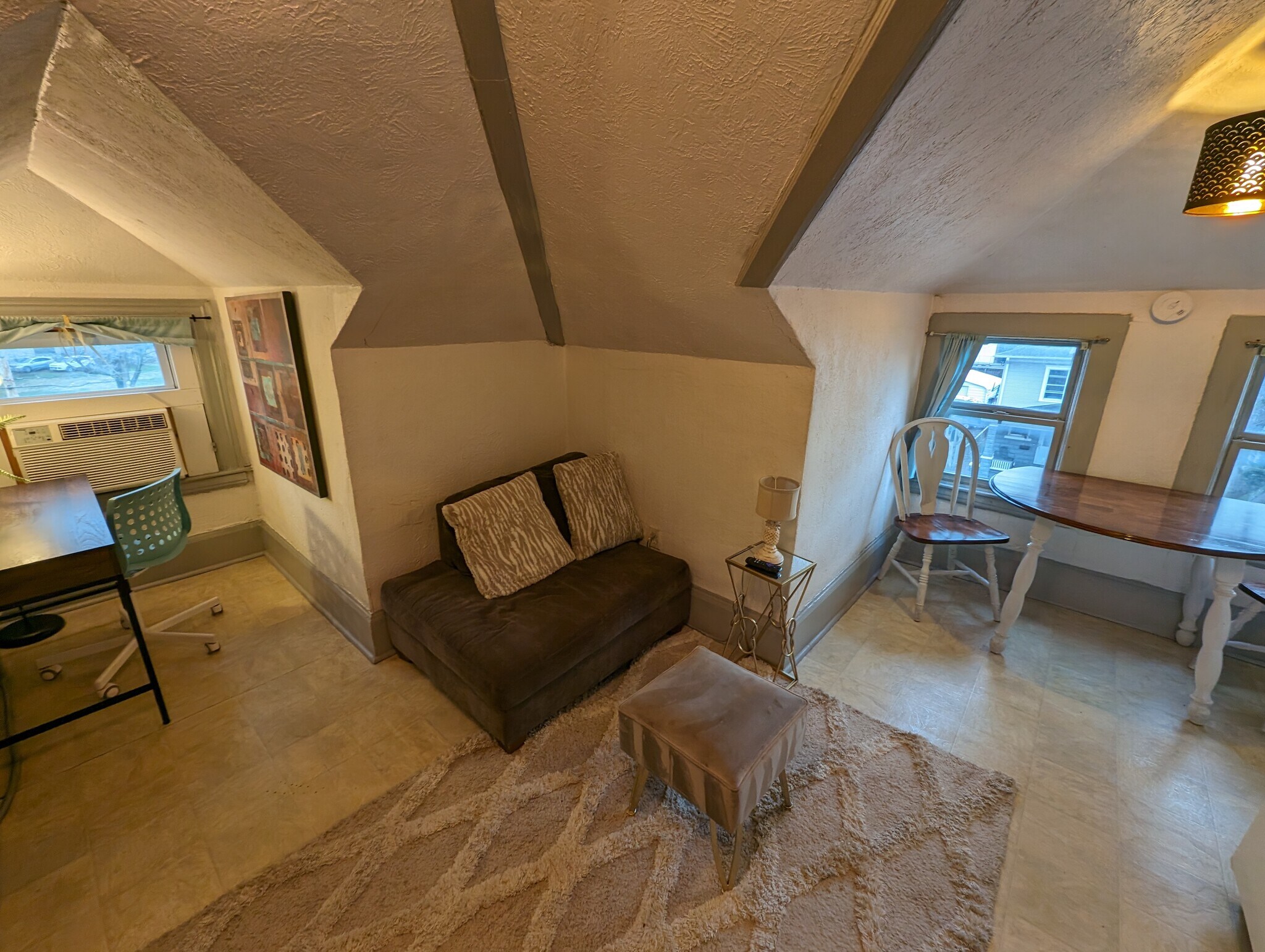 Building Photo - 3404 Baltimore Ave