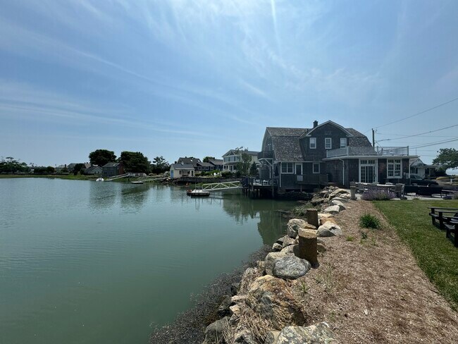 Building Photo - 179 Prospect Ave