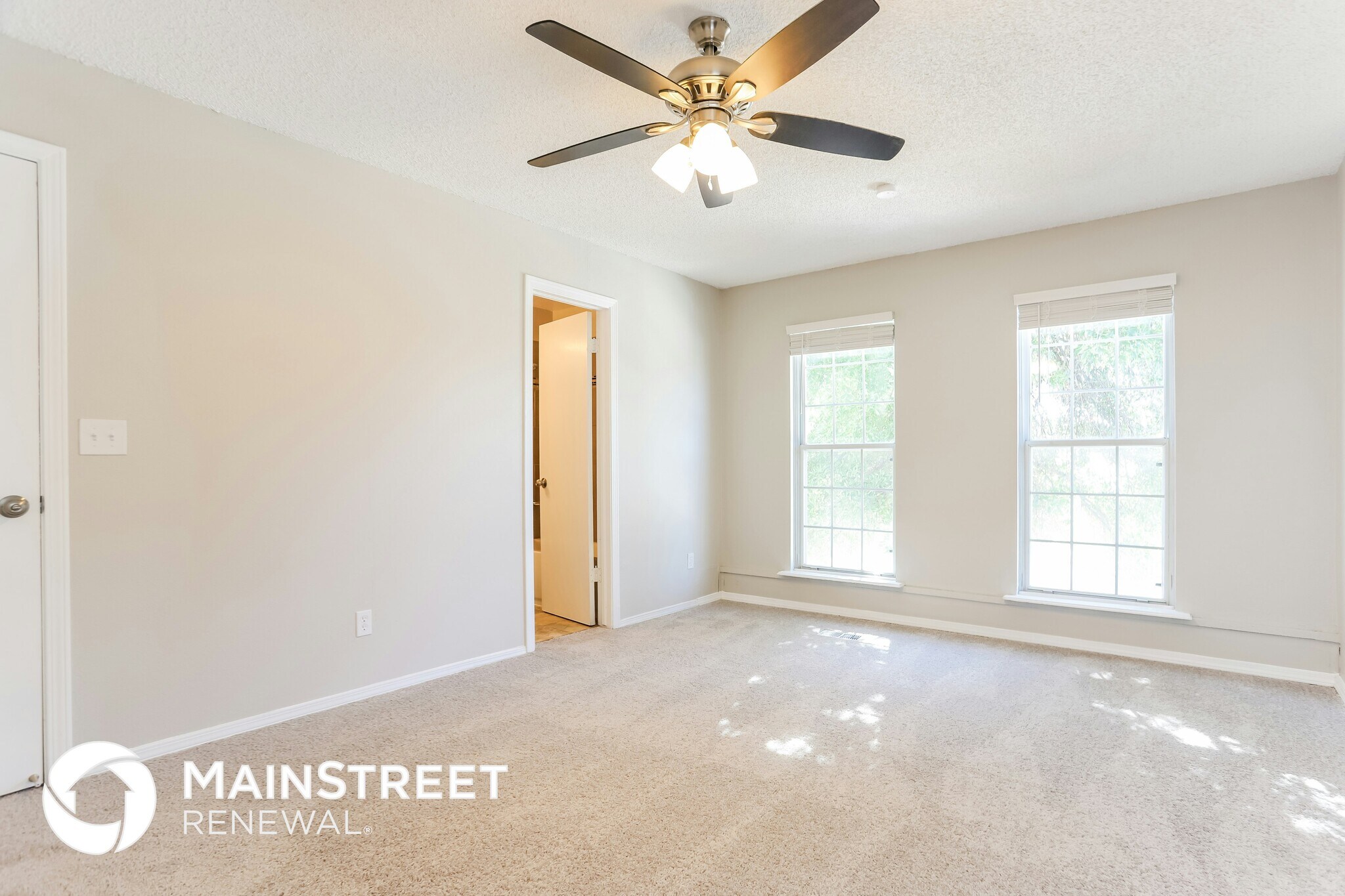 Building Photo - 5690 S Netherland St