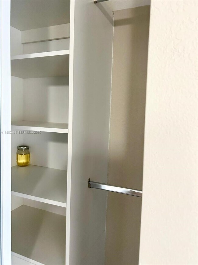 Building Photo - 875 NW 80th Terrace