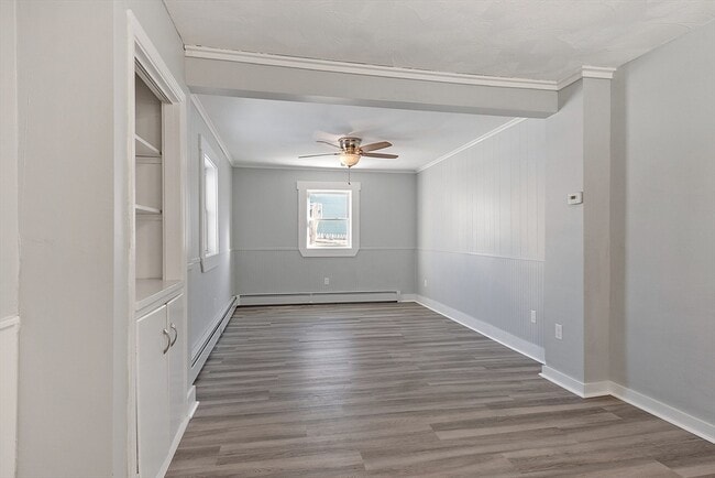 Building Photo - 88 Baker St