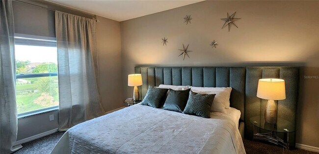 Building Photo - 2044 Silverstone Cir