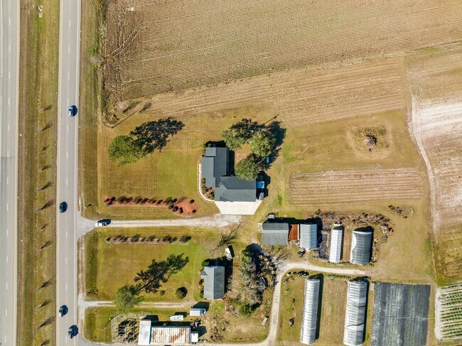 Building Photo - 4015 Freedom Way