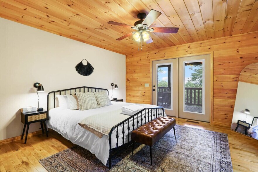 Building Photo - 437 Sheep Stomp Rd