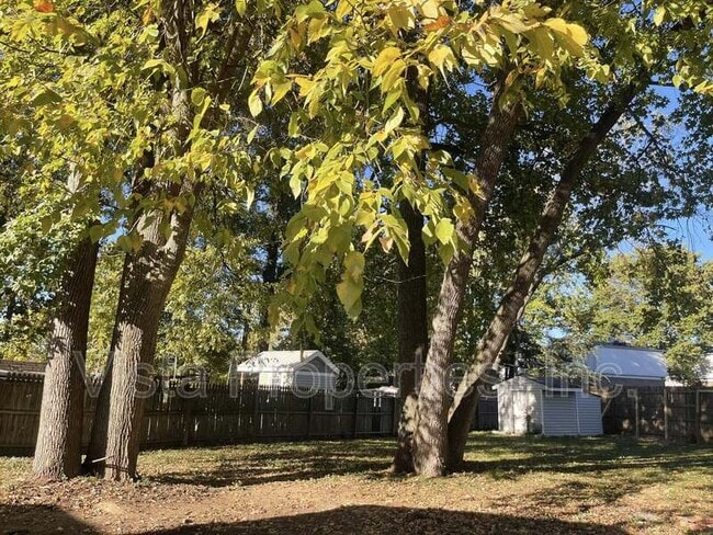 Building Photo - 4809 St Leo Pl