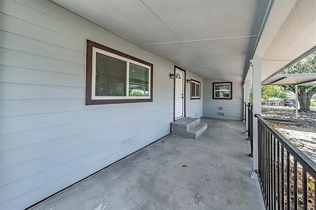 Building Photo - 193 Bass Rd