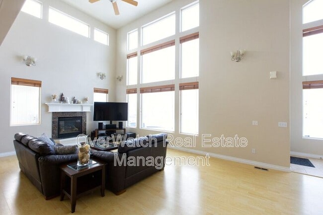 Building Photo - 16439 Mills Park Cir