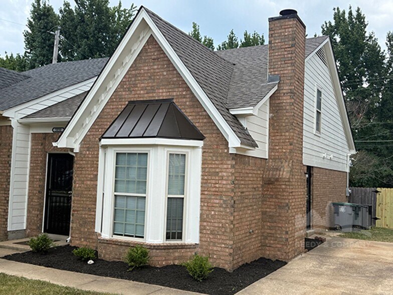 Building Photo - 5850 Grassy Valley Dr