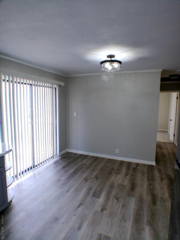 Building Photo - 2815 S Hawthorne Ave