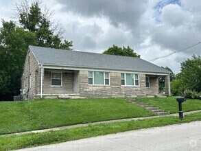 Building Photo - MPG387-389