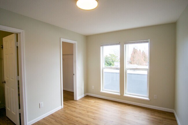 Building Photo - Major Updates: Vaulted Ceiling Spacious 2-Bed 2-Bath w DW, WD, Balcony!