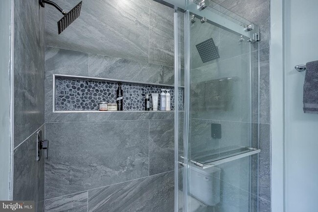 Building Photo - 14 Tylers Ct