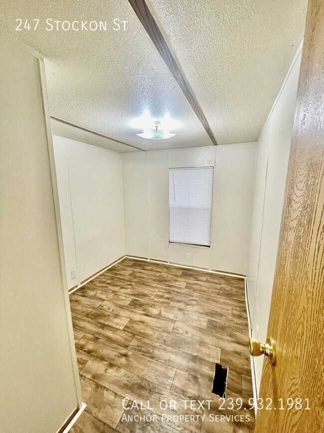 Building Photo - 247 Stockon St-