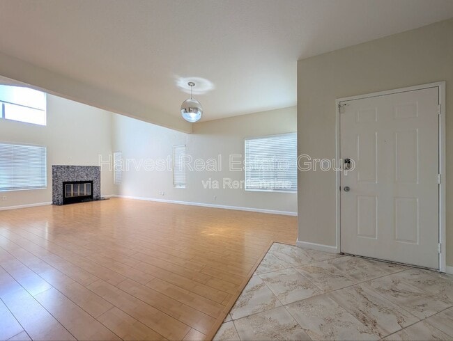 Building Photo - 5621 Civic Terrace Ave