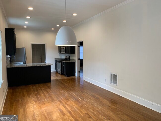 Building Photo - 169 Haygood Ave SE