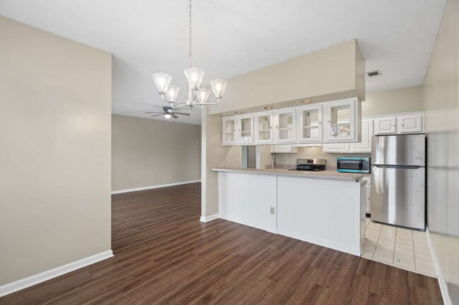 Building Photo - 501 Churchill Crossing