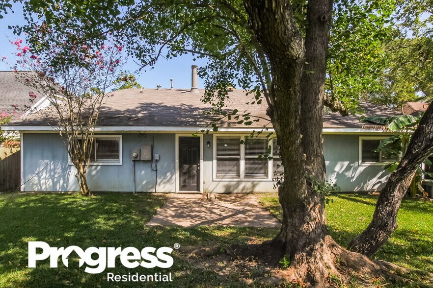 Building Photo - 19323 Bristlestar Dr