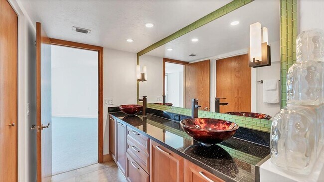 Building Photo - 888 Blvd of the Arts