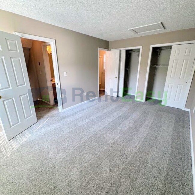 Building Photo - 2258 New Kent Ct