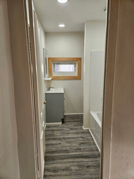 Bathroom - 317 N Norton St