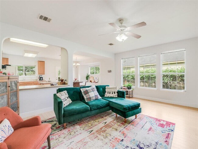 Building Photo - 6313 Ken Caryl Dr