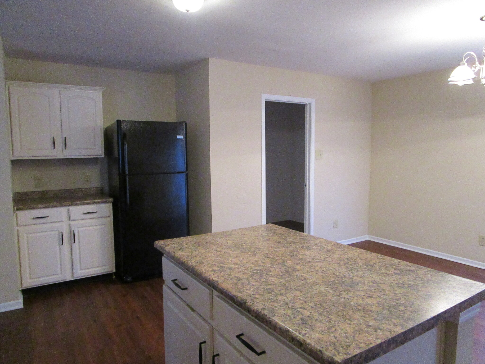 Building Photo - 2890 Sentiment Ln