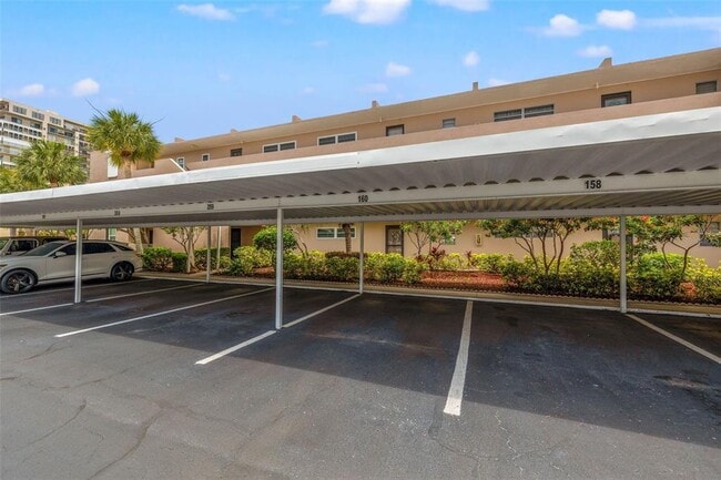 Building Photo - 7540 Bay Island Dr S