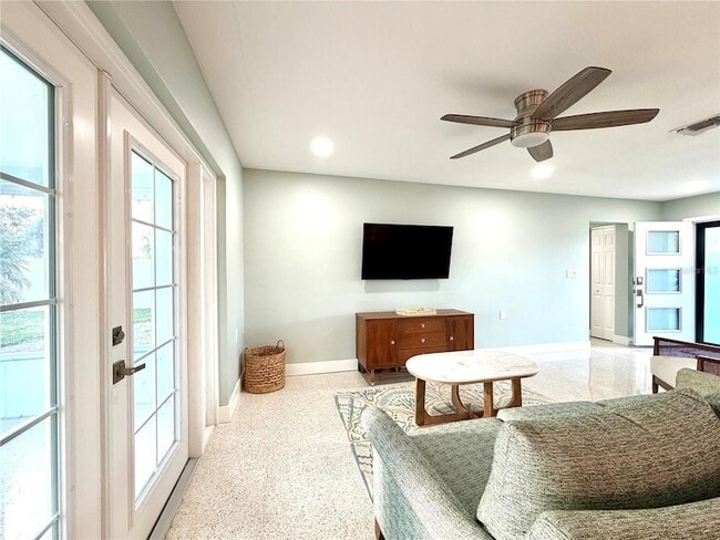 Building Photo - 10133 4th St E