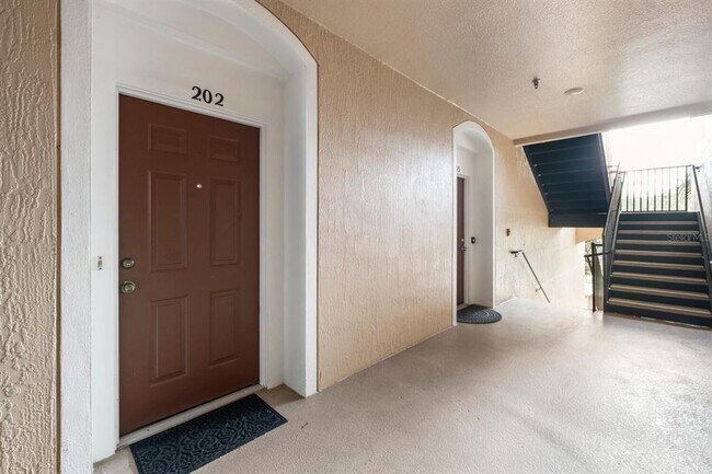 Building Photo - 6166 Stevenson Dr