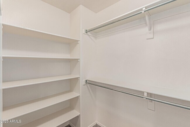 Building Photo - 2302 E Torrey Pines Pl