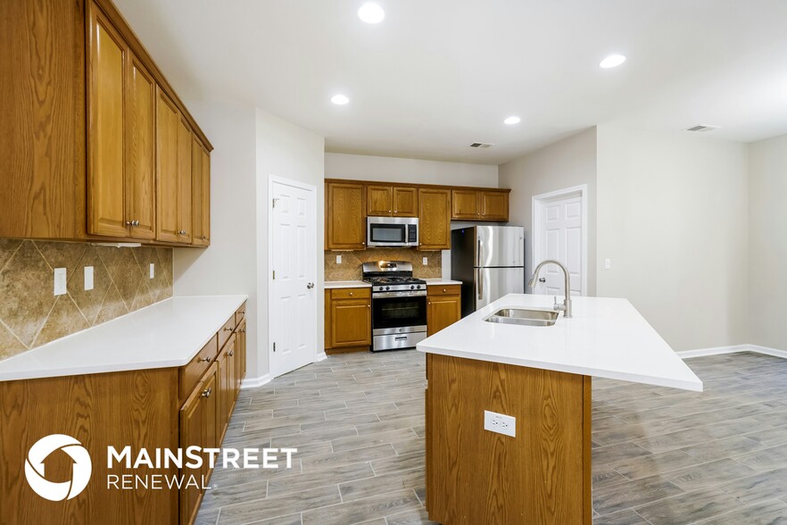 Building Photo - 3055 Highgreen Trail
