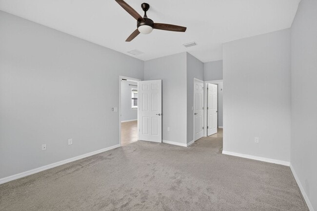 Building Photo - Annual Unfurnished 2 Bedroom 2 Bathroom with a Den located in the Preserve at the West Villages!