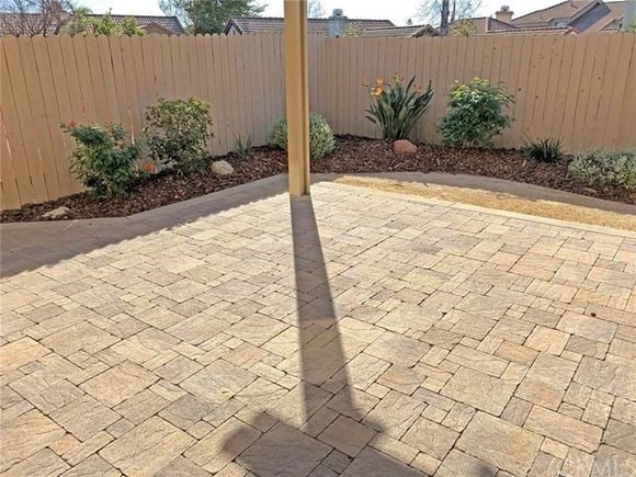 Building Photo - 10581 Sunburst Dr