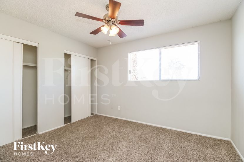 Building Photo - 1918 E Watson Dr