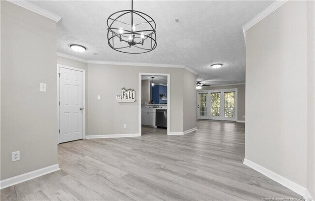 Building Photo - 382 Bubble Creek Ct