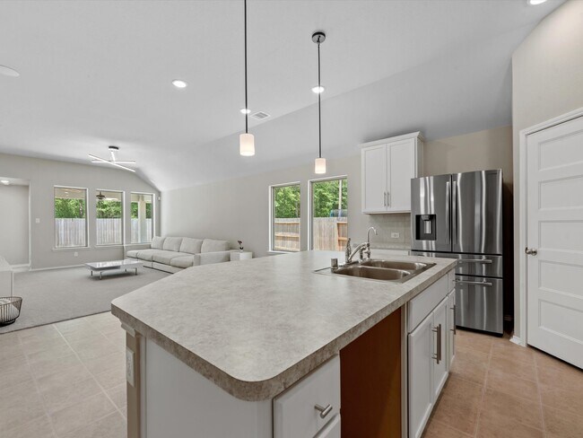 Building Photo - 2901 Yaupon Grove Ln