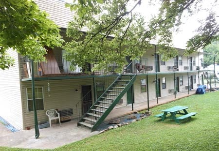 Primary Photo - 1806 Minnis Ave