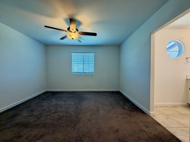 Building Photo - 3 BED 2.5 BATH 2 CAR GARAGE TOWNHOME IN HENDERSON CADENCE COMMUNITY FOR RENT!!