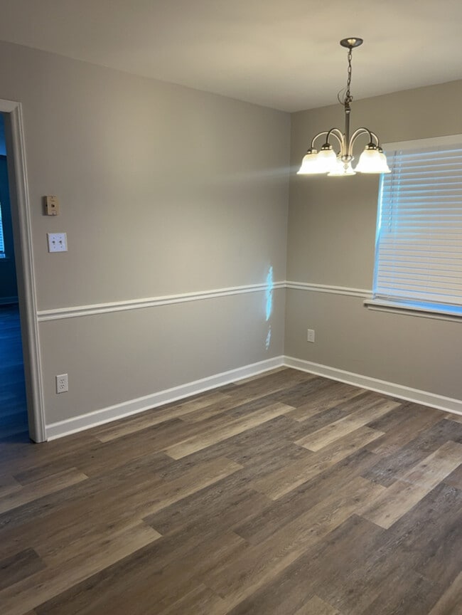 Building Photo - Cozy 3BR SFR • Full Kitchen Set • Patio in Durham