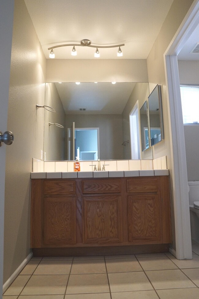 Building Photo - 51605 Avenida Ramirez