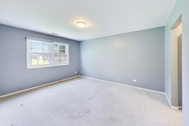 Building Photo - 106 Regency Dr