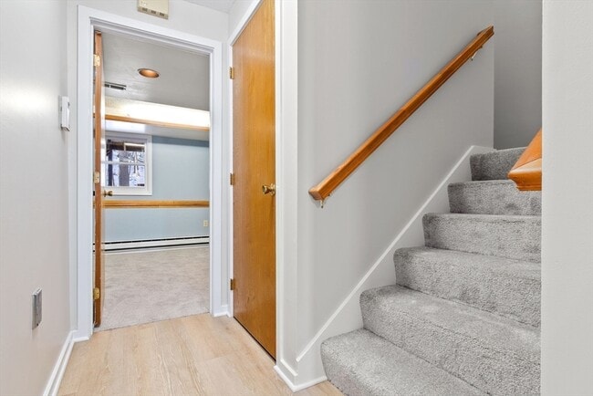 Building Photo - 5 Fillmore Rd