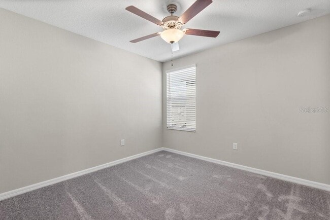 Building Photo - 5245 White Chicory Dr