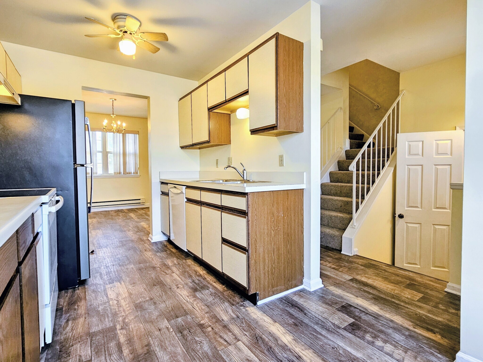 Building Photo - 38 Brookfield Rd