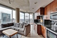 Building Photo - 360 Nueces St